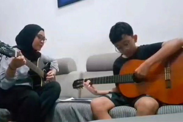 Kursus Gitar uwis